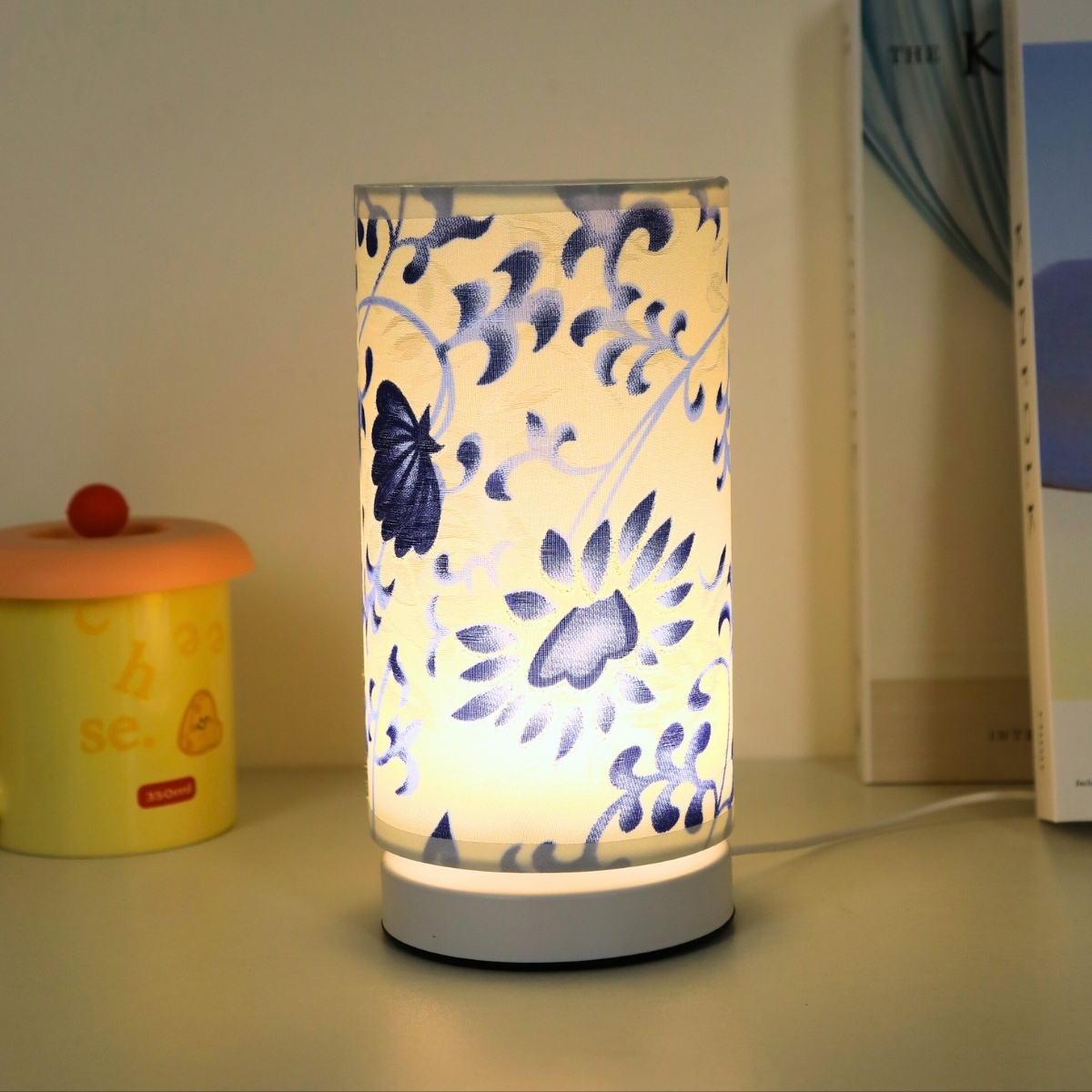 Warm fabric LED desk lamp, USB - Desk Setup Wallpaper review and price