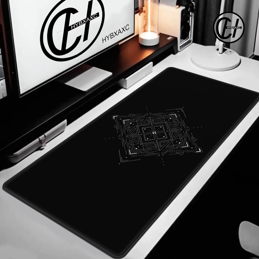 HYBXAXC Black White Geometric  - Desk Setup Black And White review and price