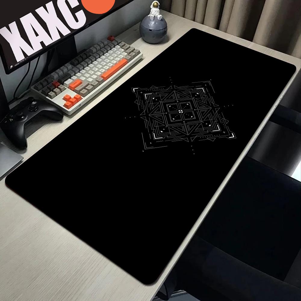 HYBXAXC Black White Geometric  - Desk Setup Black And White review and price