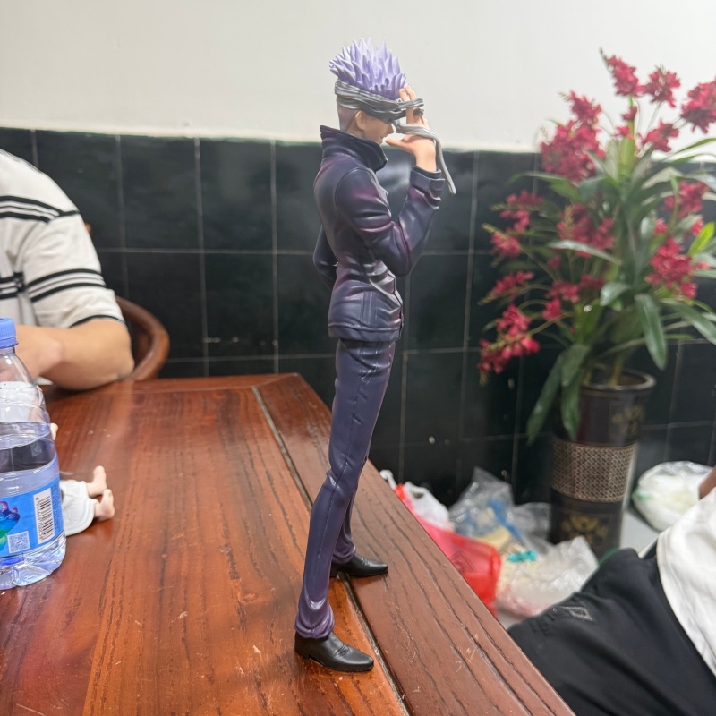 Jujutsu Kaisen Satoru Gojo GK  - Desk Setup Equipment review and price